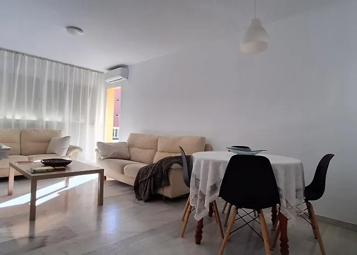 Apartment With Sea View In Torremolinos